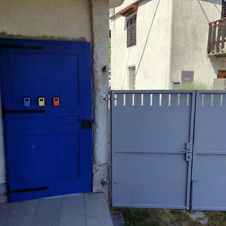 Hisa Sucarija Casa rural Dutovlje